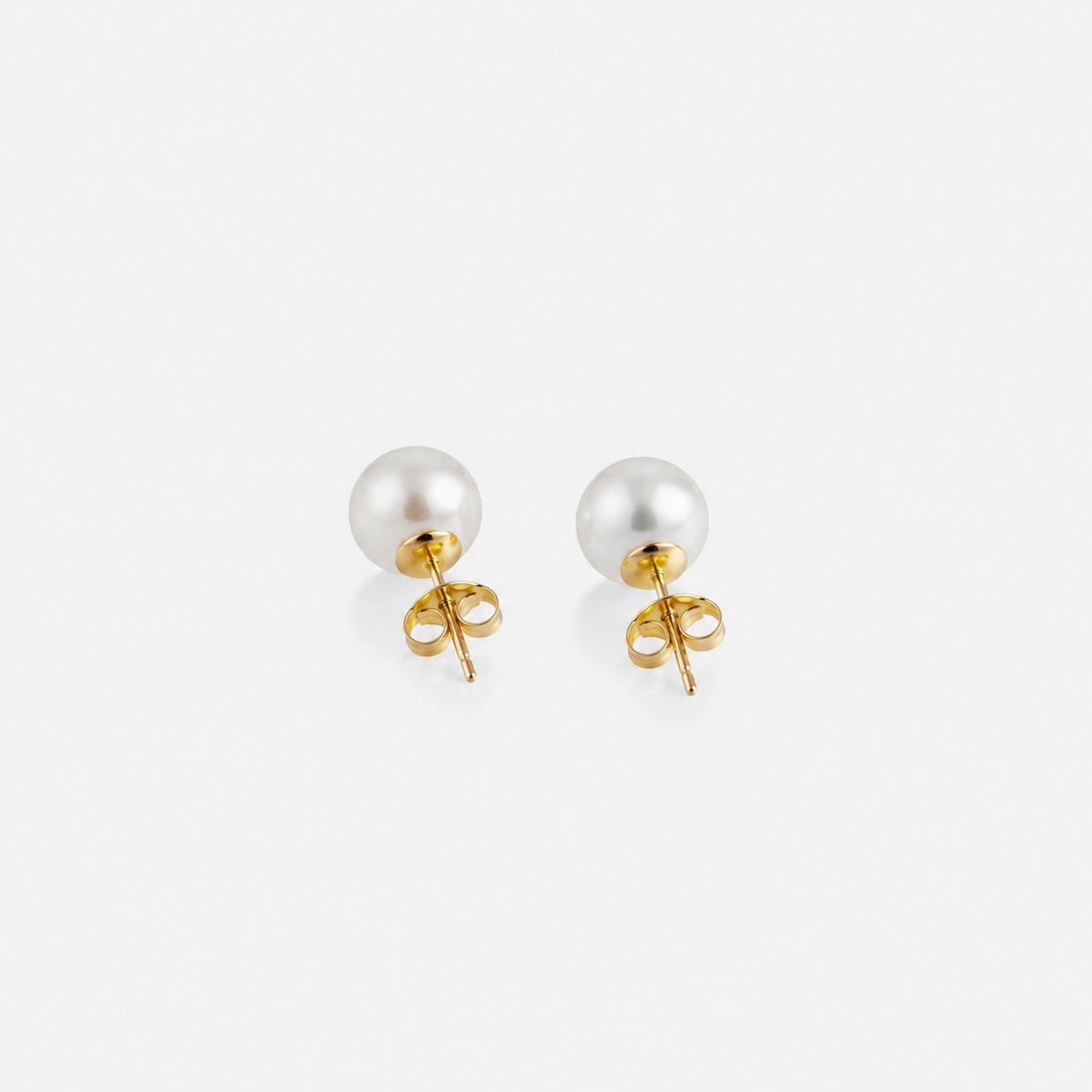 CLASSIC PEARL STUDS Gold