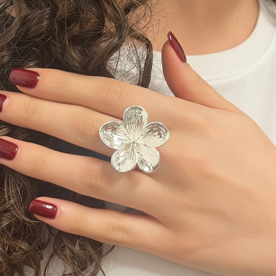 LARGE FLOWER RING Silver