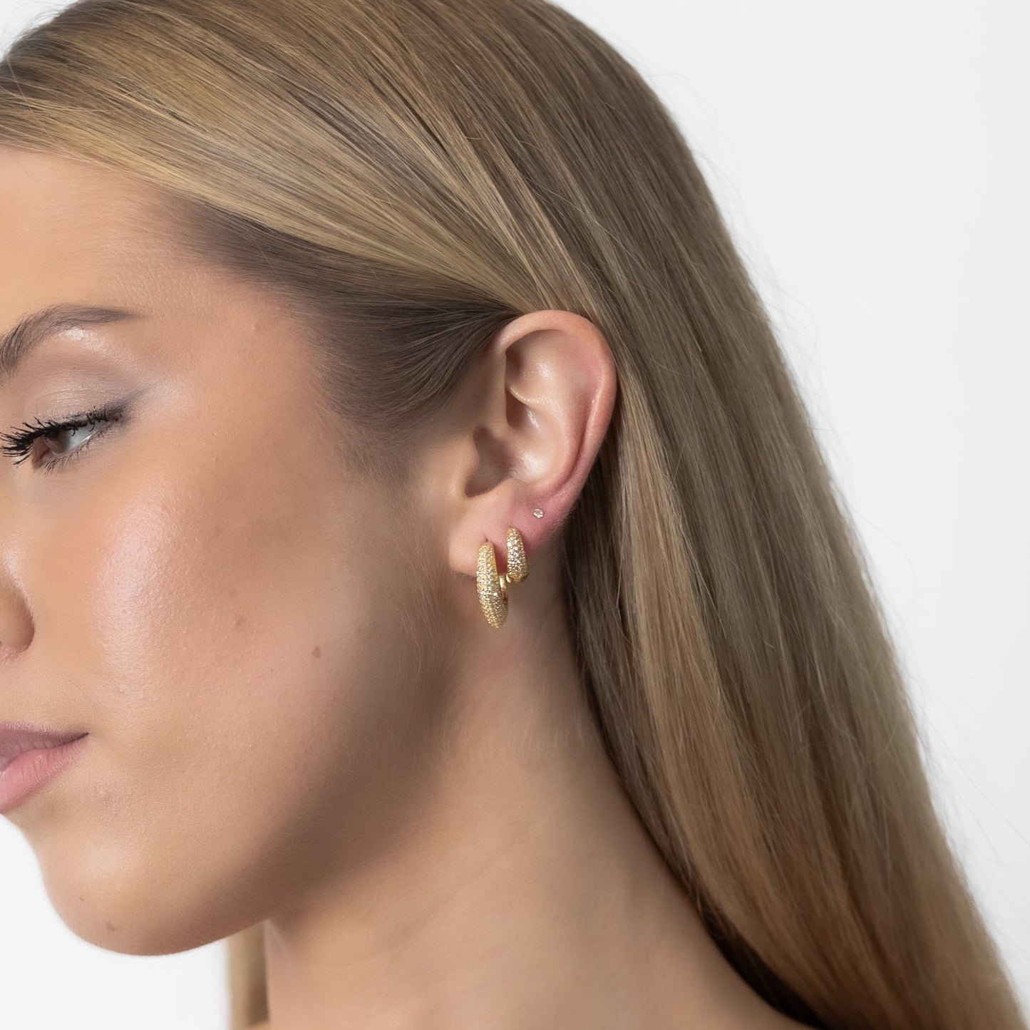 GEOMETRIC PAVÉ EARRINGS Gold