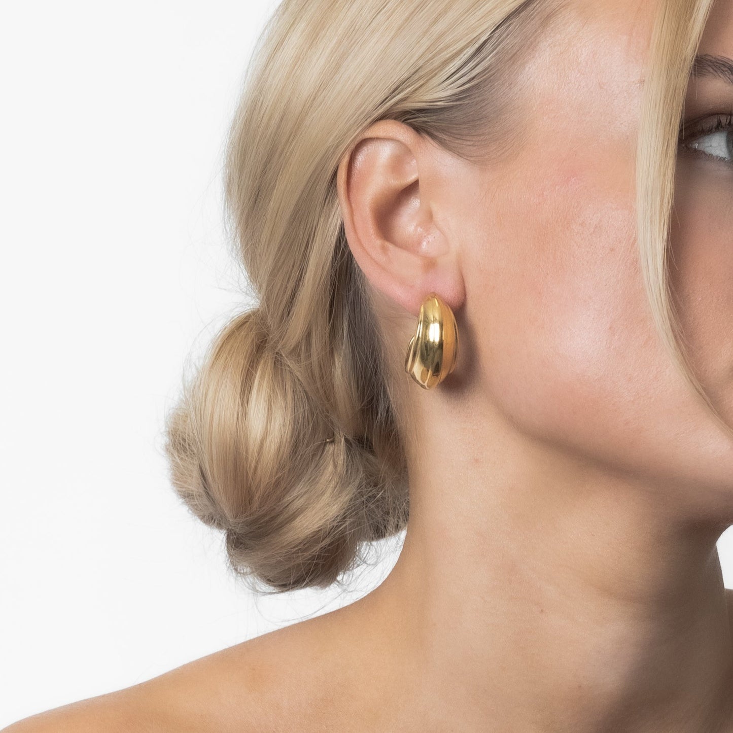 BOLD HOOPS EARRINGS Gold