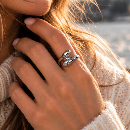 HUG RING Silver