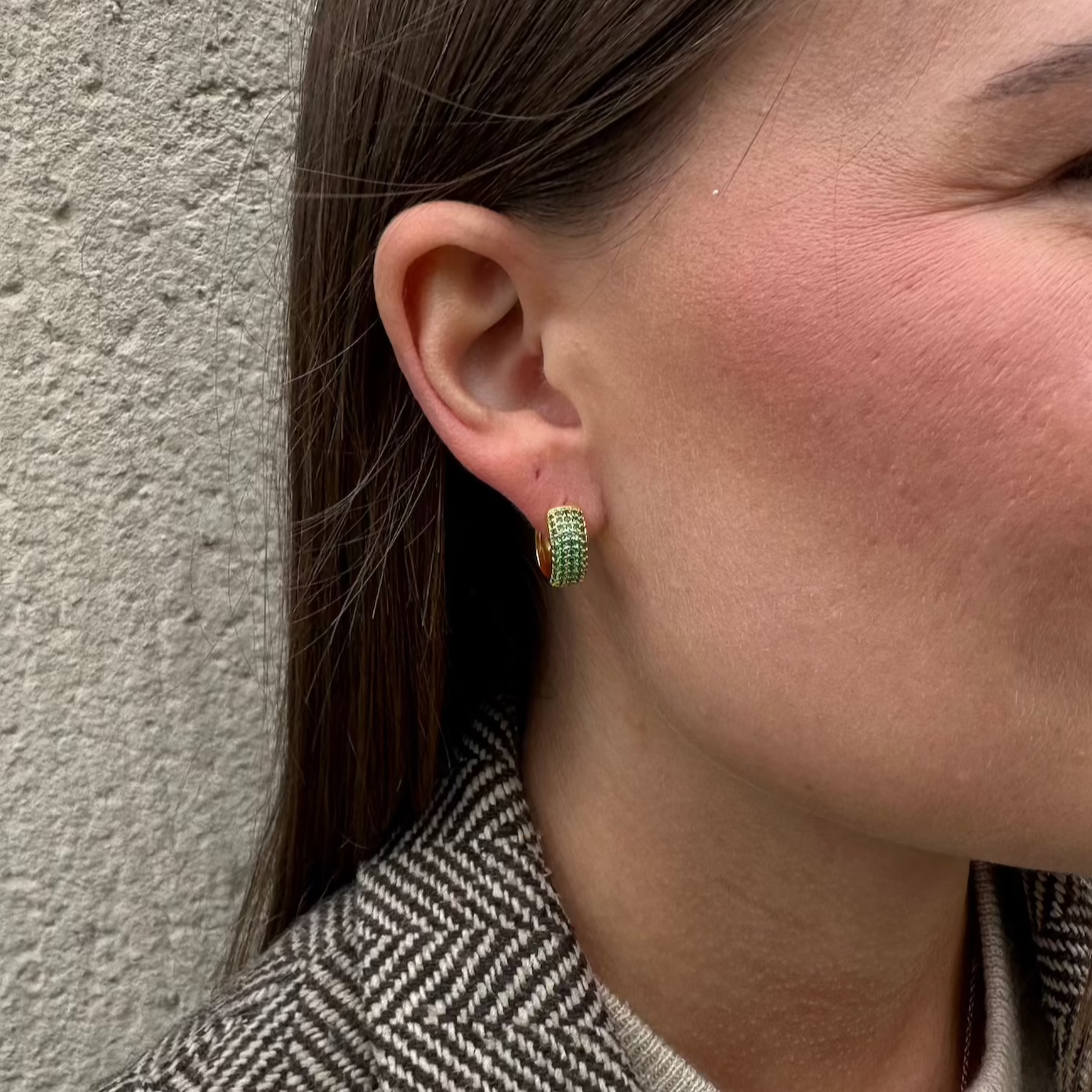 GREEN PAVÉ EARRINGS Gold