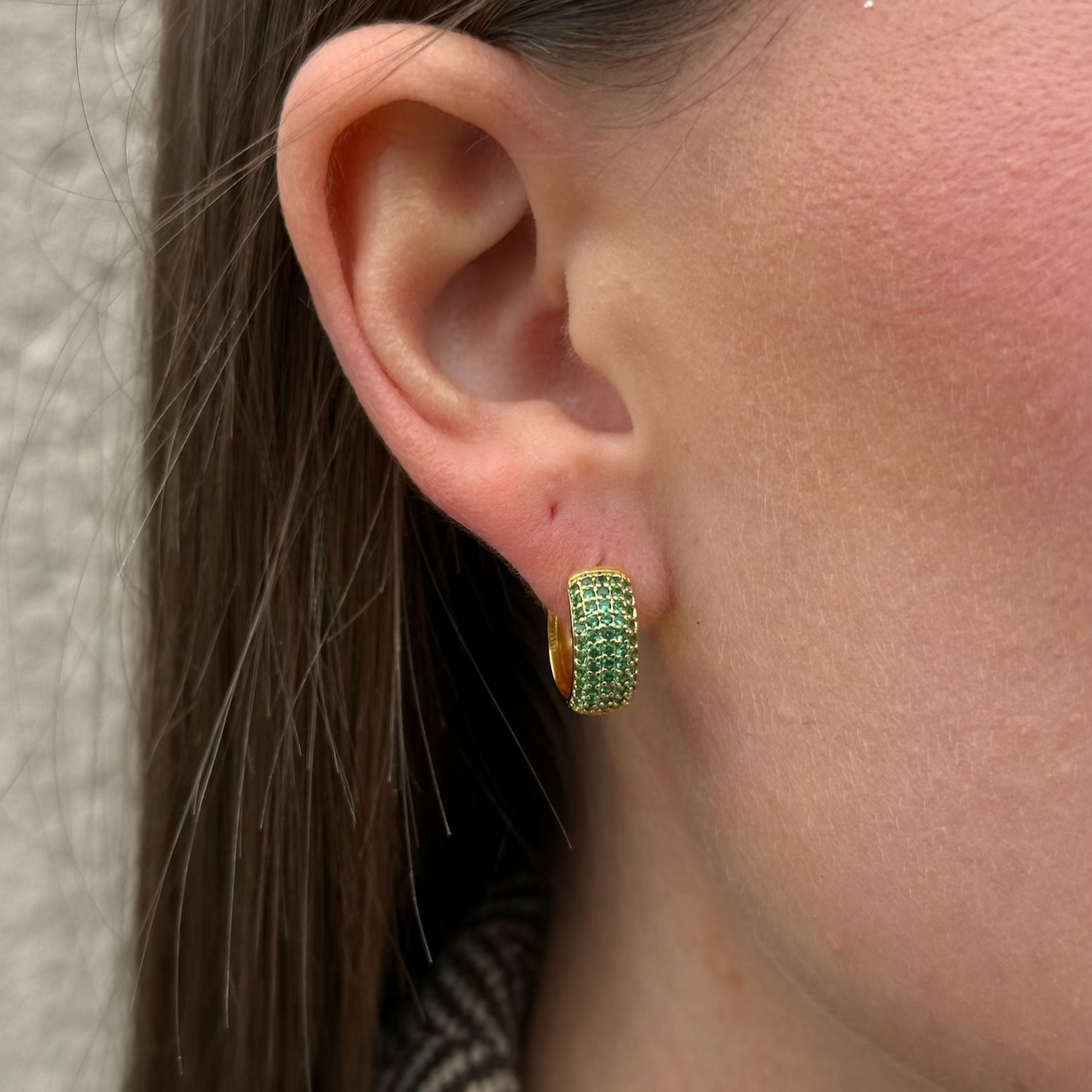 GREEN PAVÉ EARRINGS Gold