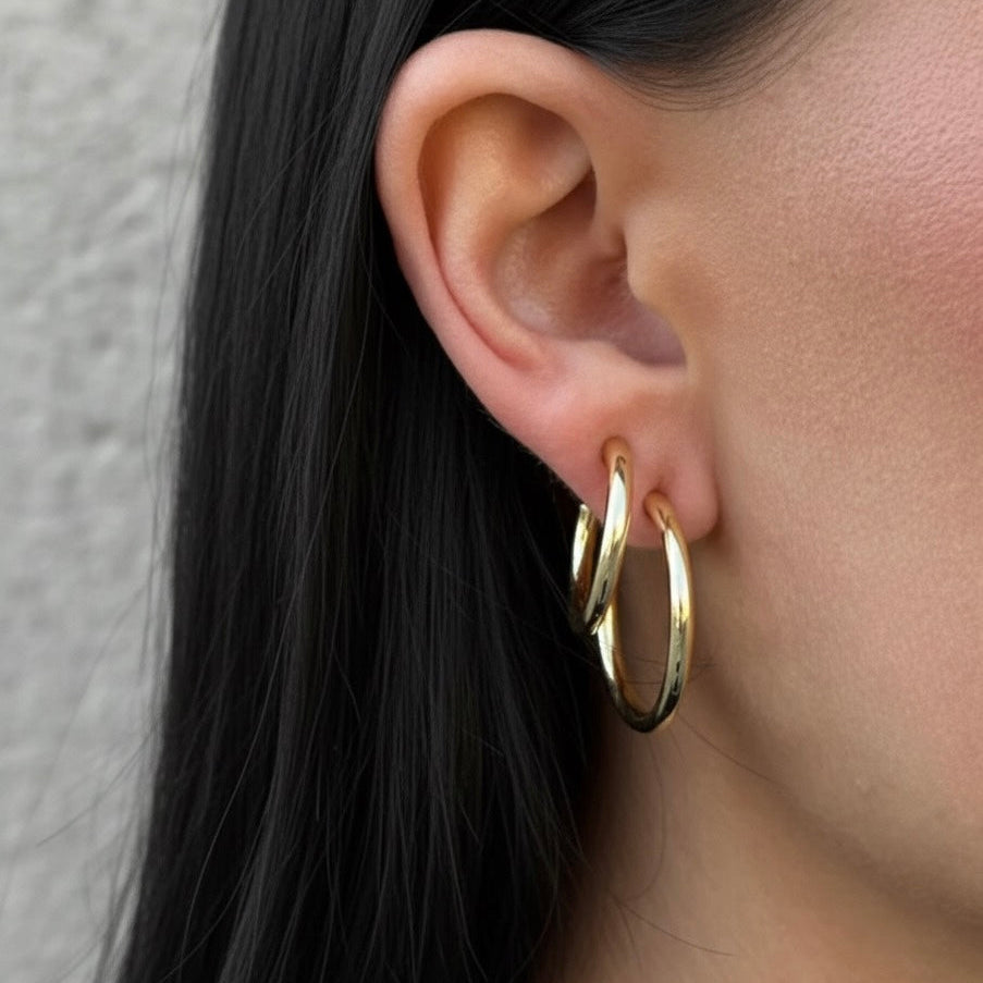MEDIUM HOOPS EARRINGS Gold