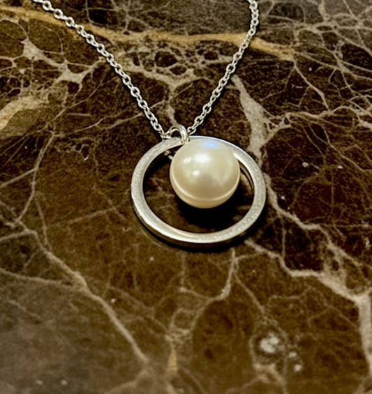 PEARL DROP NECKLACE Silver