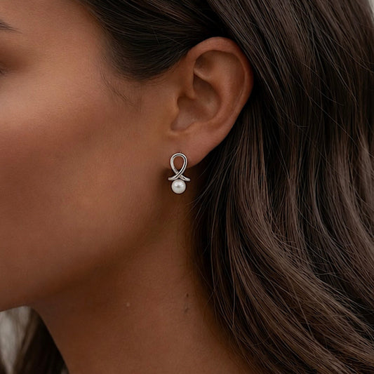 KNOT PEARL STUDS Silver