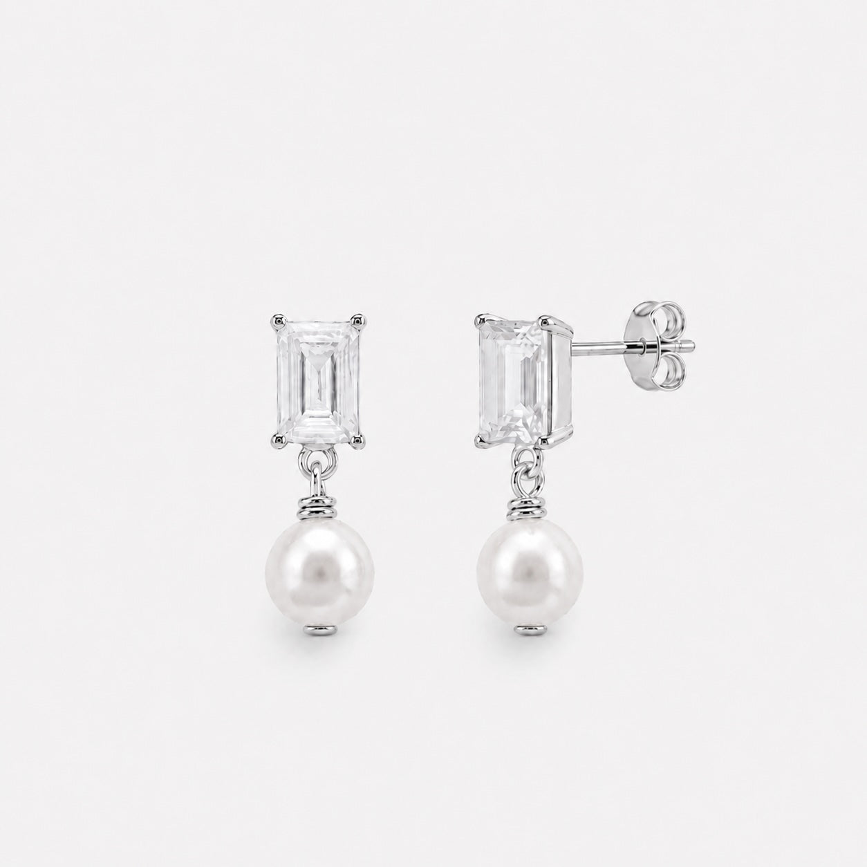 BAGUETTE PEARL STUDS Silver