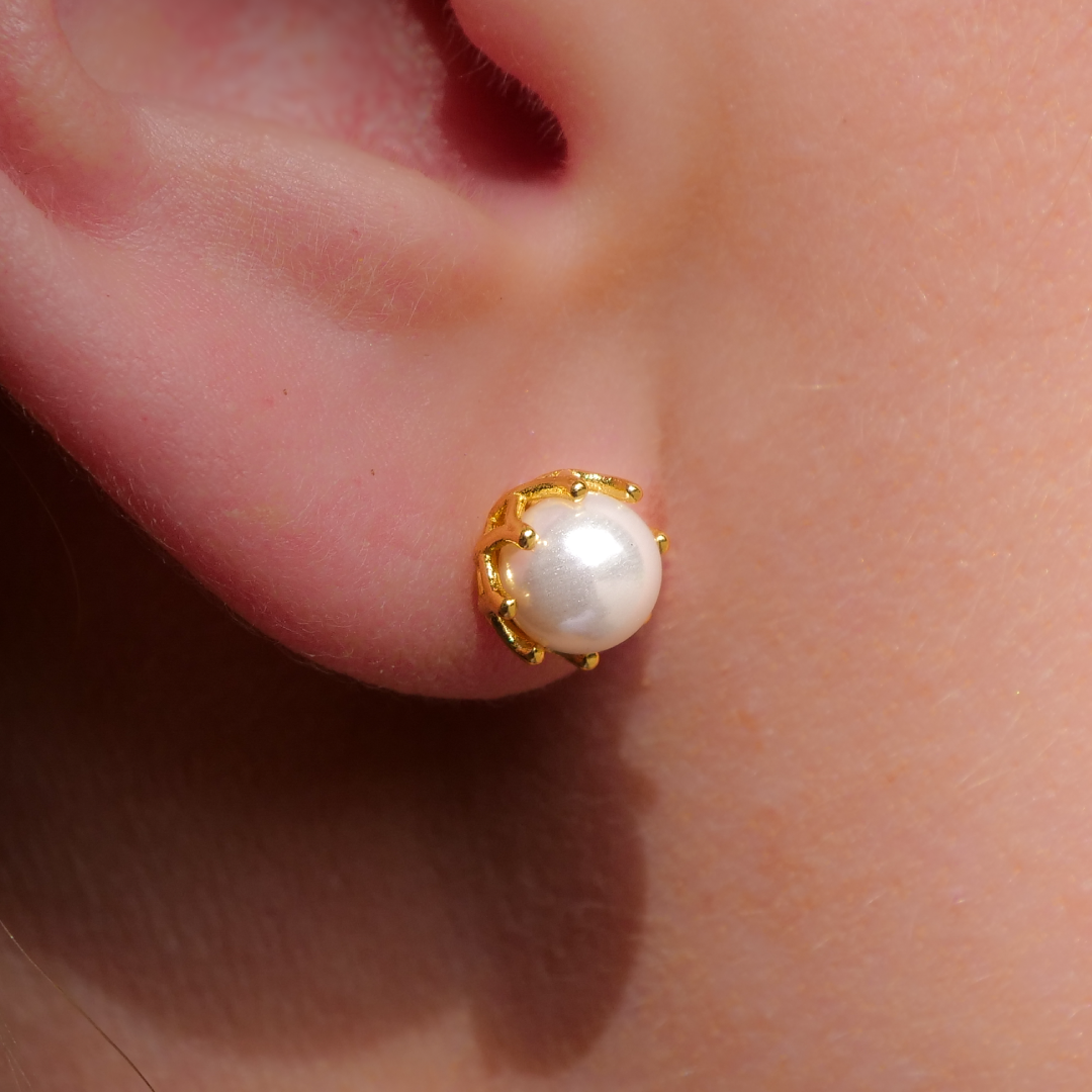 PEARL STUDS EARRINGS Gold